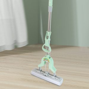 Collapsible rubber cotton mop